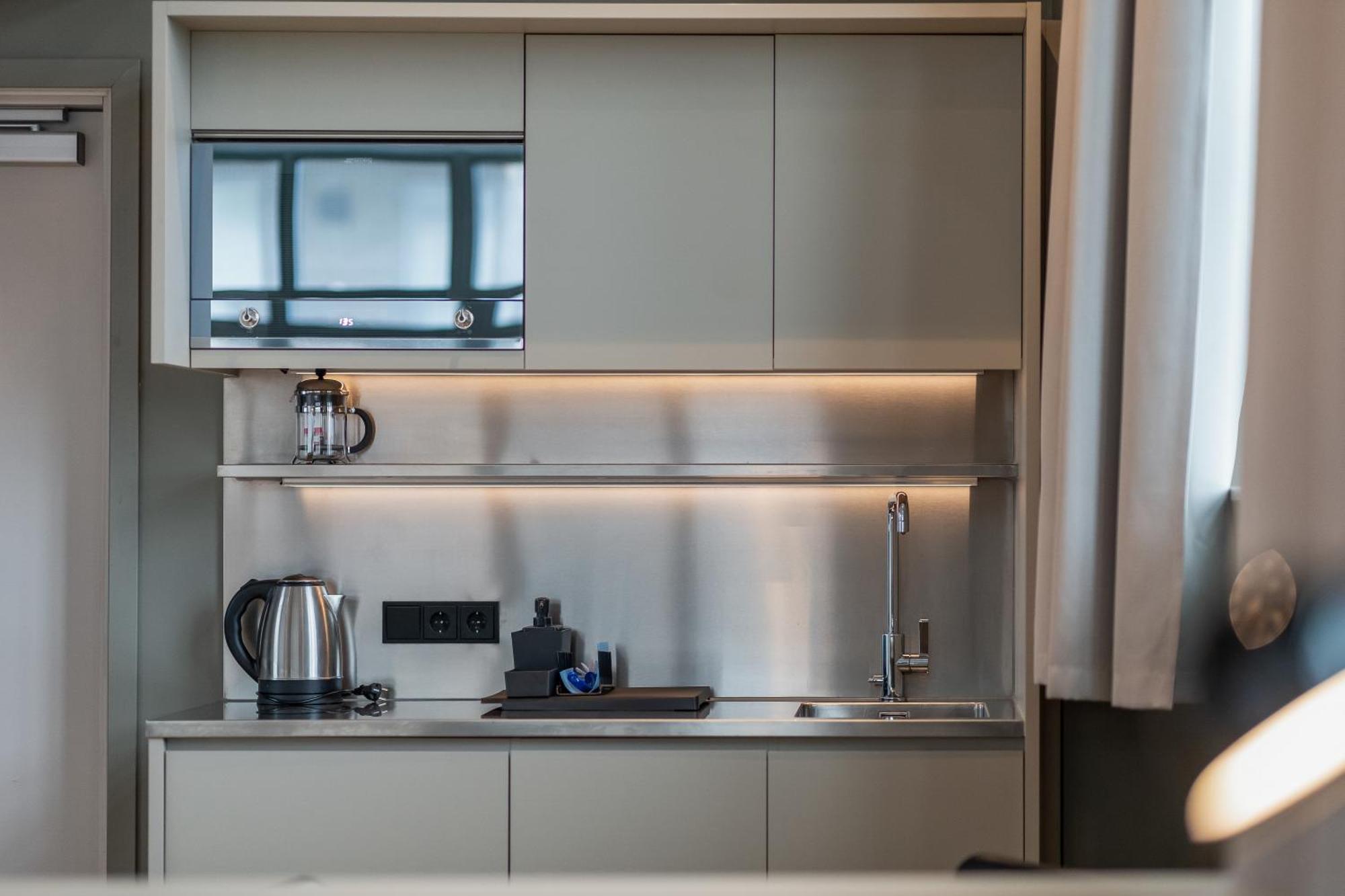 Unity Hammarby Sjoestad - A Studio Hotel Стокгольм Экстерьер фото