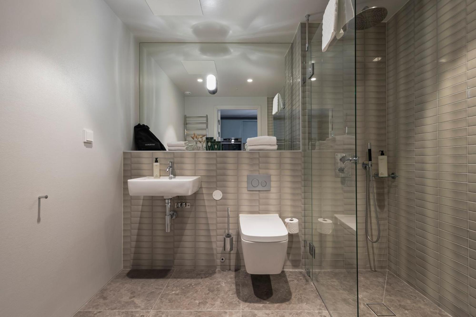 Unity Hammarby Sjoestad - A Studio Hotel Стокгольм Экстерьер фото