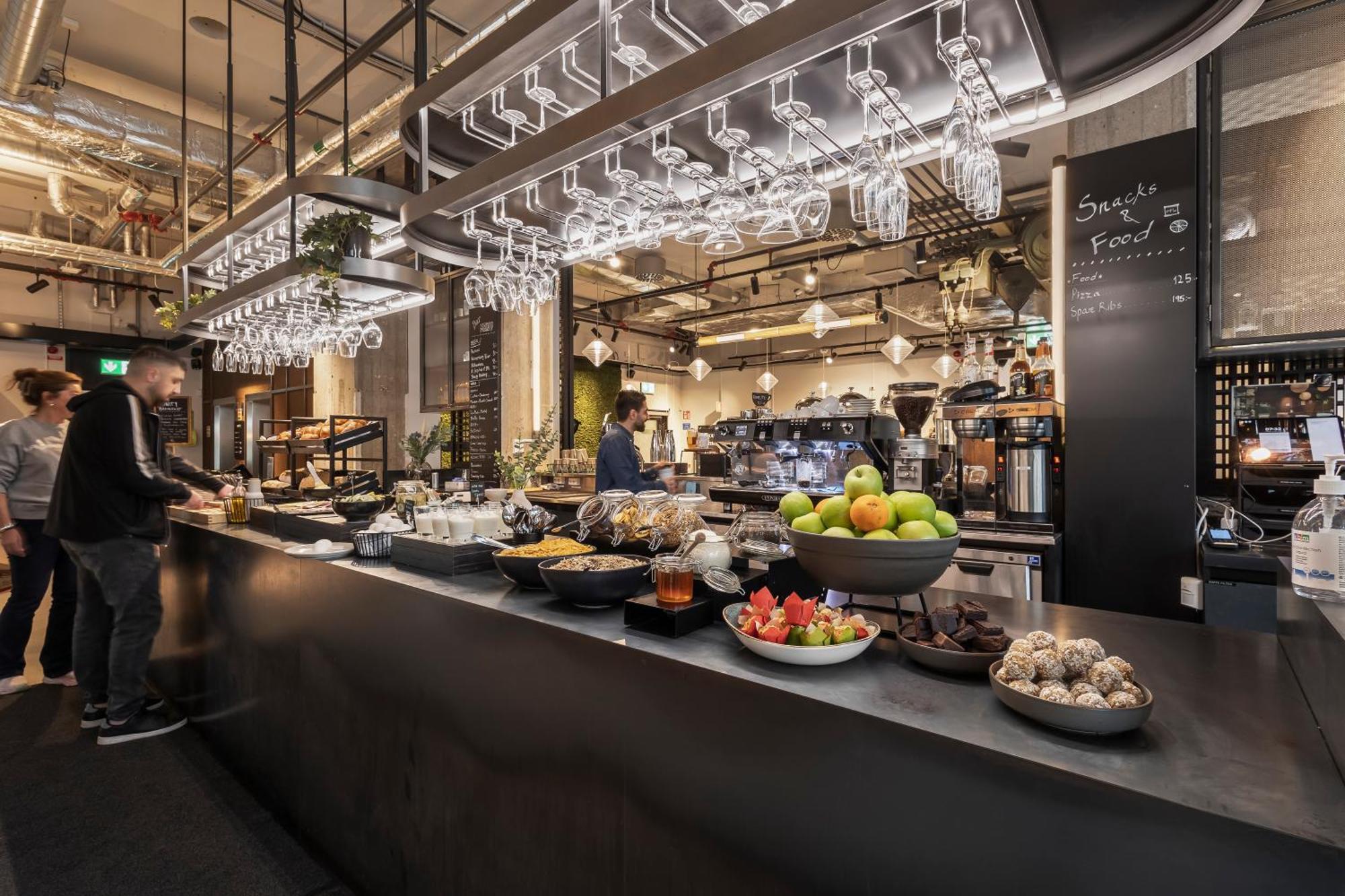 Unity Hammarby Sjoestad - A Studio Hotel Стокгольм Экстерьер фото